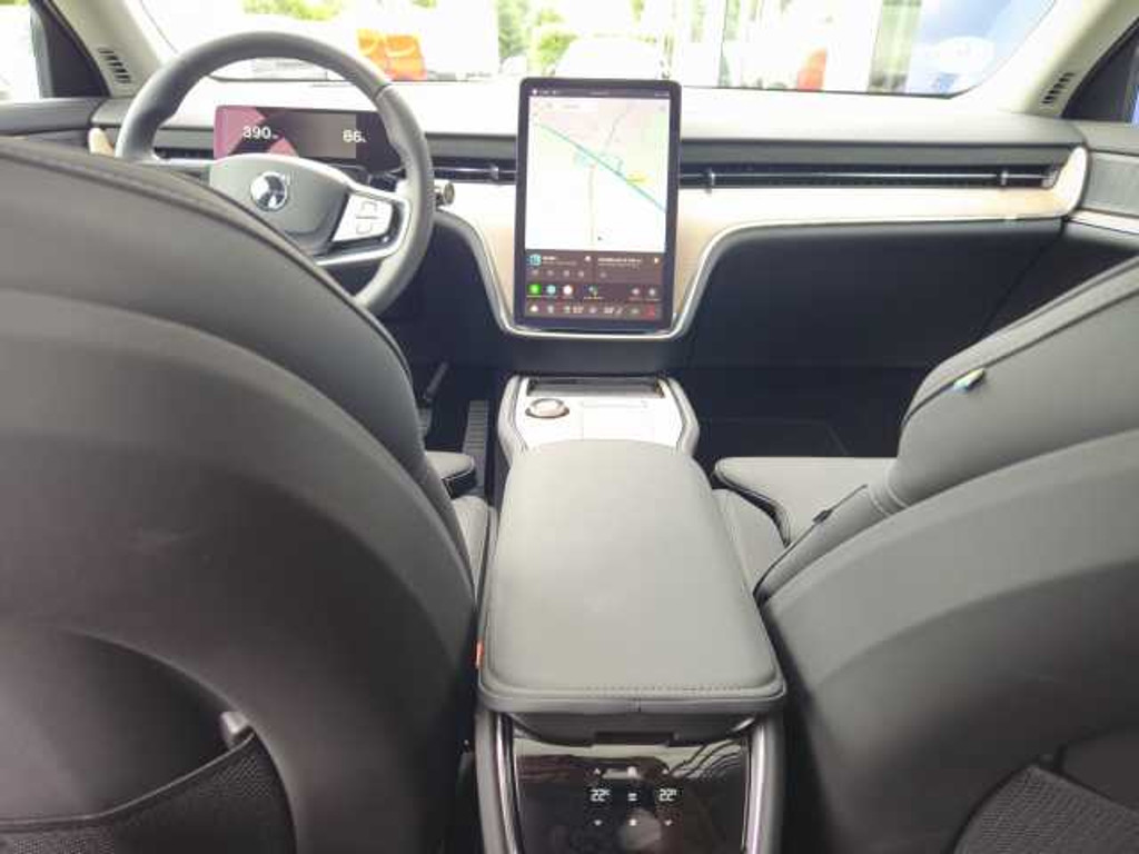 Volvo EX90
