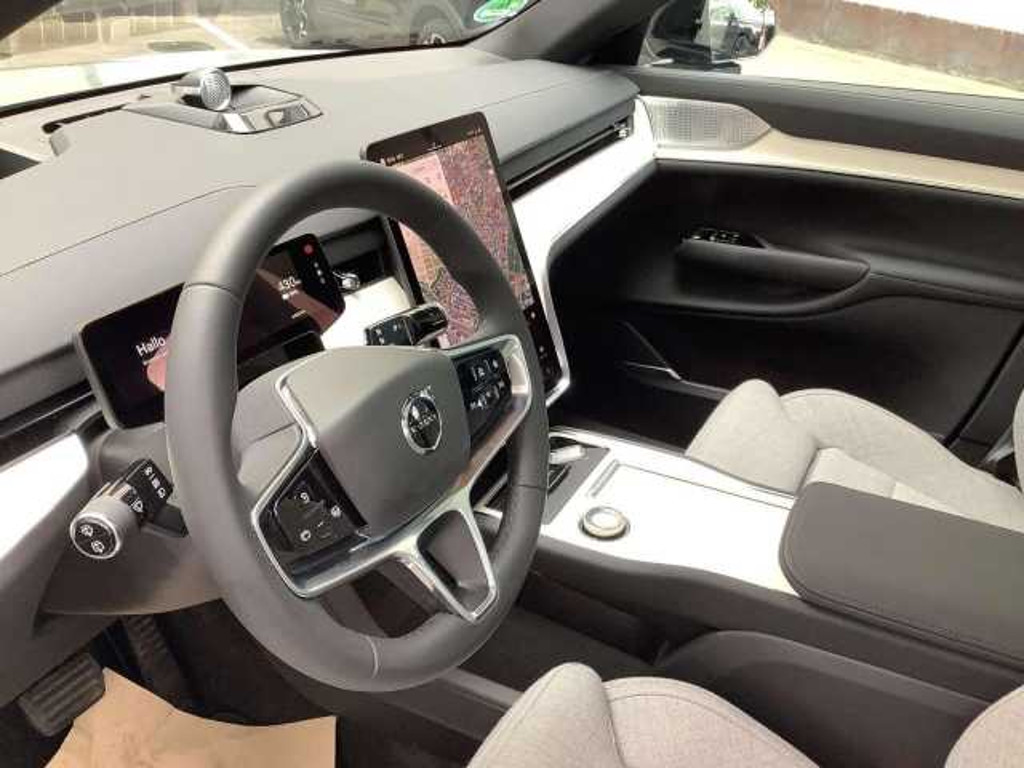 Volvo EX90