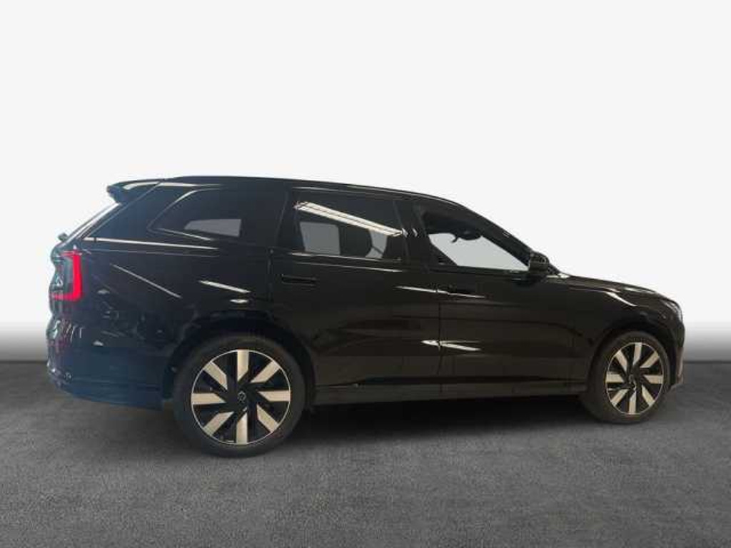 Volvo EX90