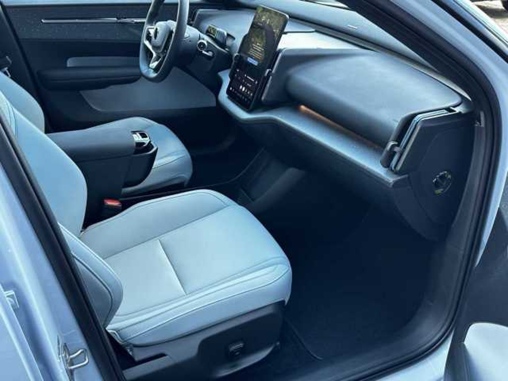 Volvo EX30