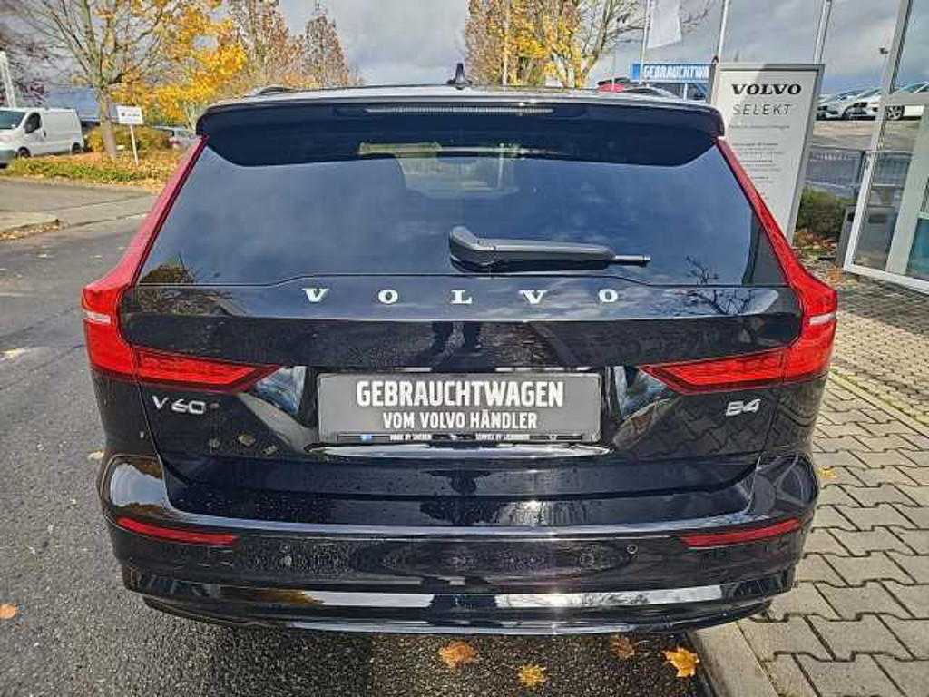 Volvo V60 Plus Dark