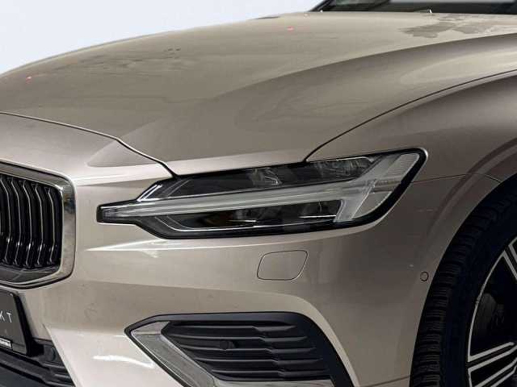 Volvo V60 AWD Hybrid Recharge Plus Bright