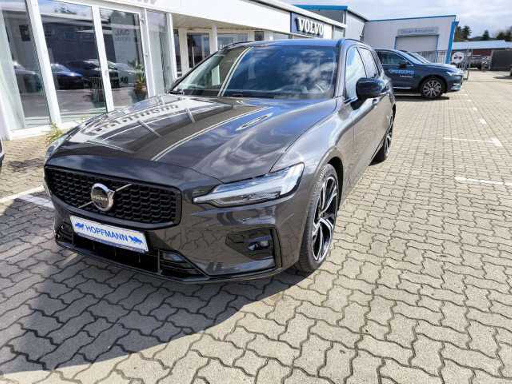 Volvo V60 Plus Dark