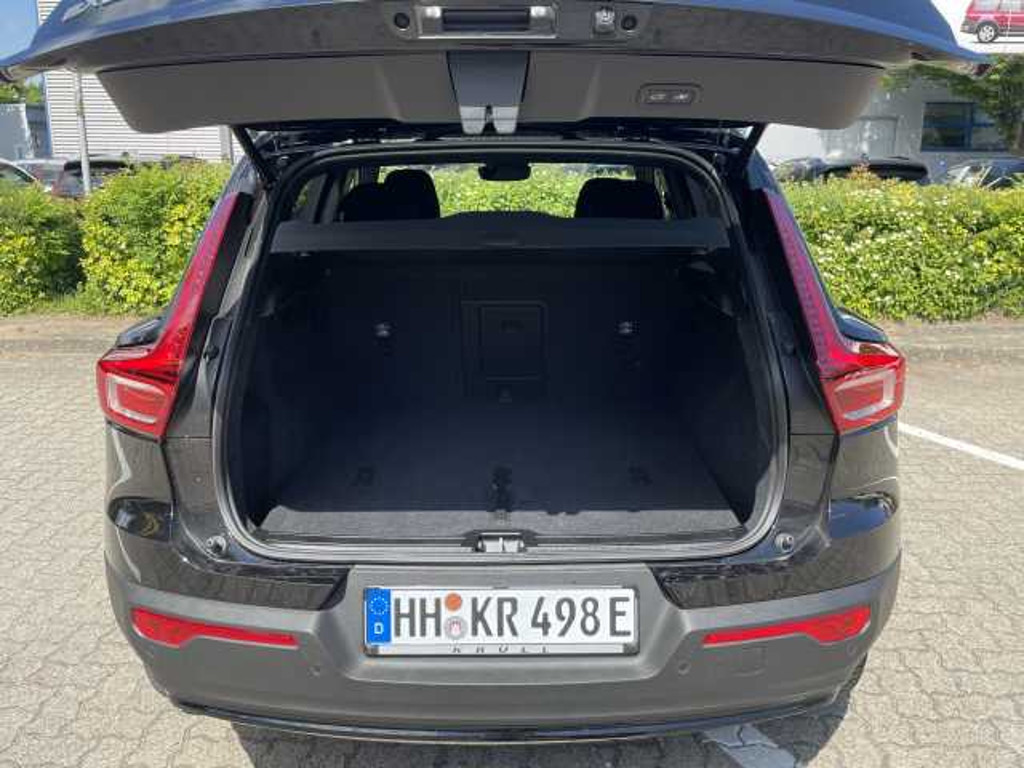 Volvo EX40