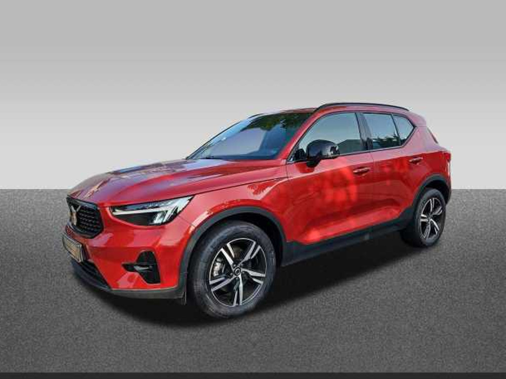 Volvo XC40 Plus Dark