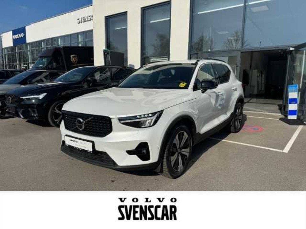 Volvo XC40 T5 Recharge Plus Dark