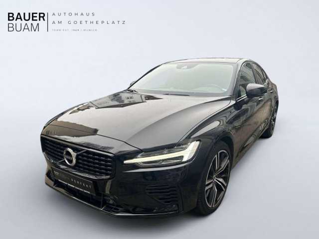 Volvo S60 AWD Recharge Plus Dark