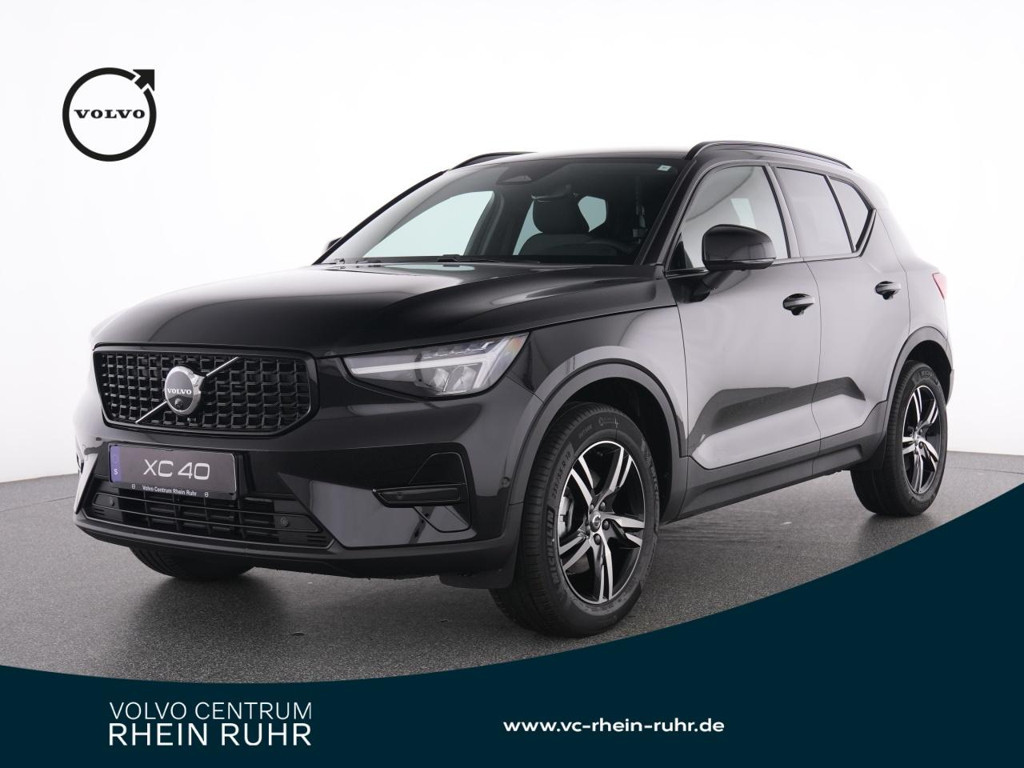 Volvo XC40 Plus Dark