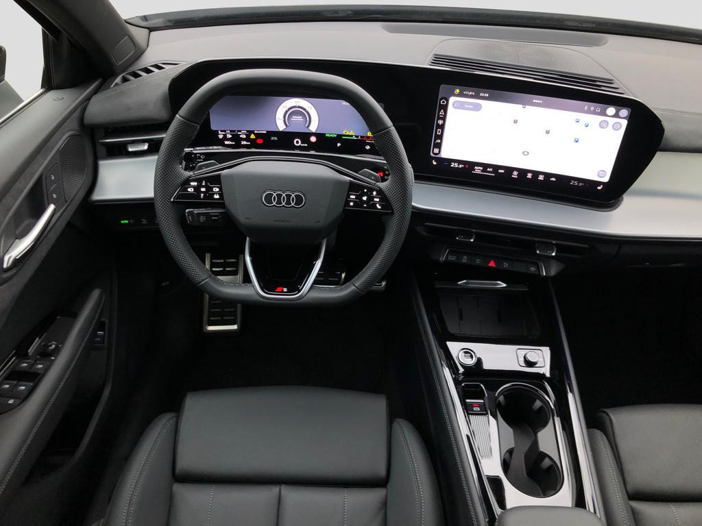 Audi Q3 S-Tronic Hybride