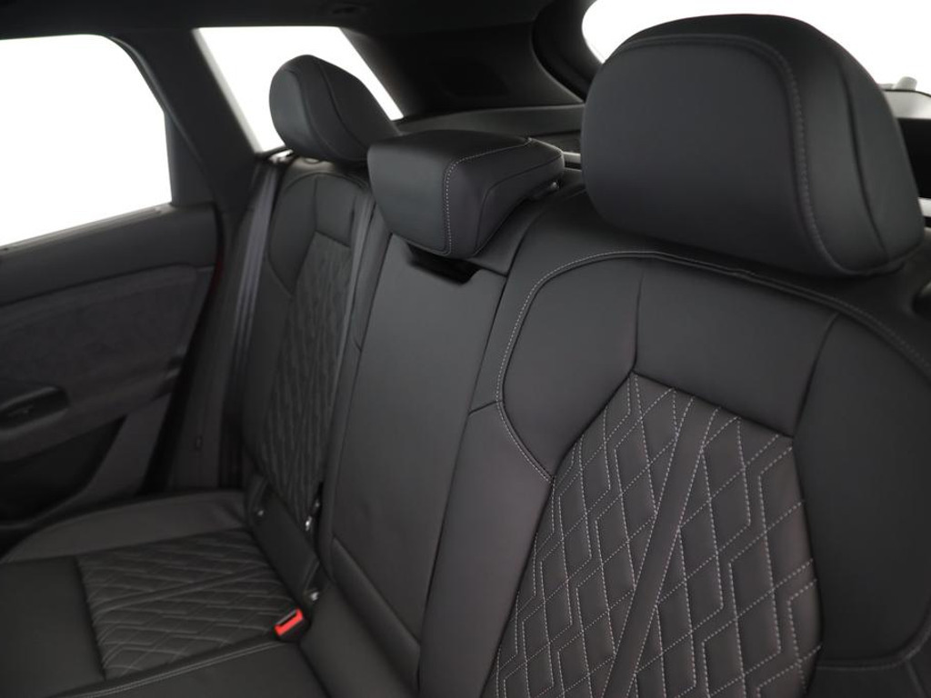 Audi SQ6 e-tron