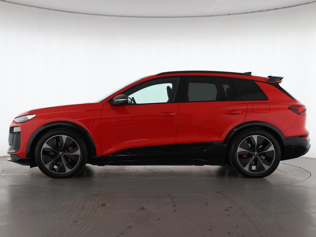 Audi SQ6 e-tron