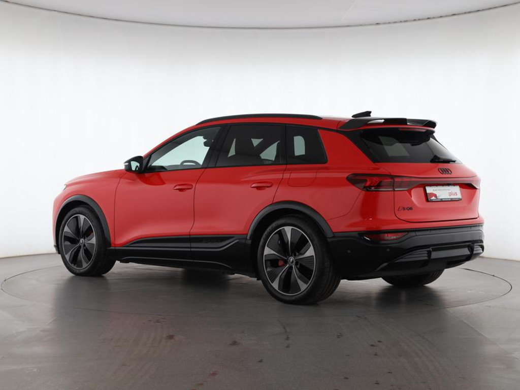 Audi SQ6 e-tron