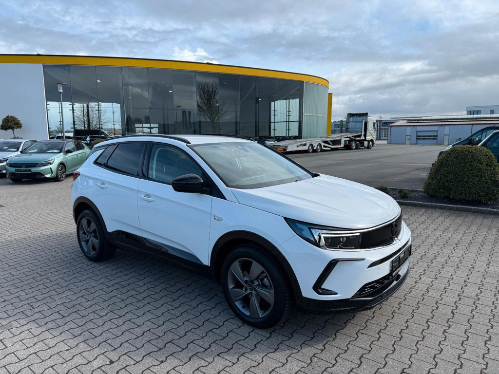 Opel Grandland