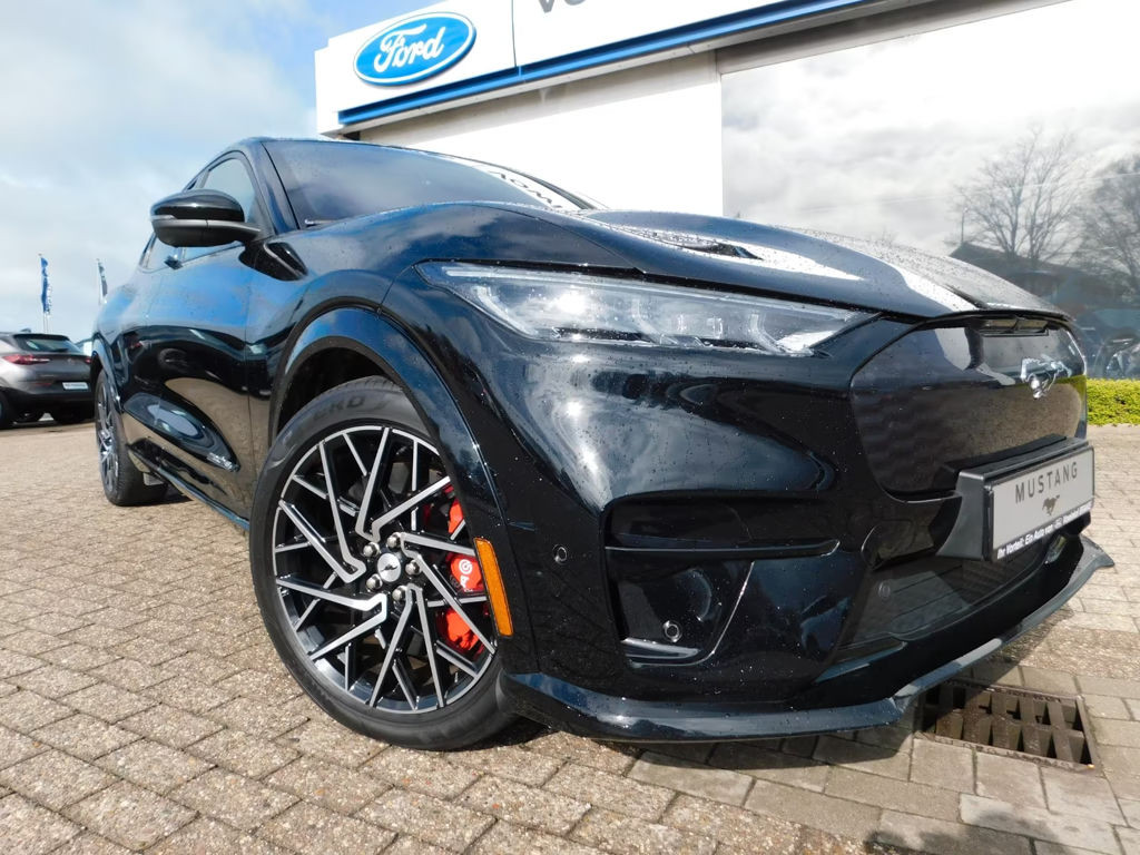 Ford Mustang Mach-E AWD GT