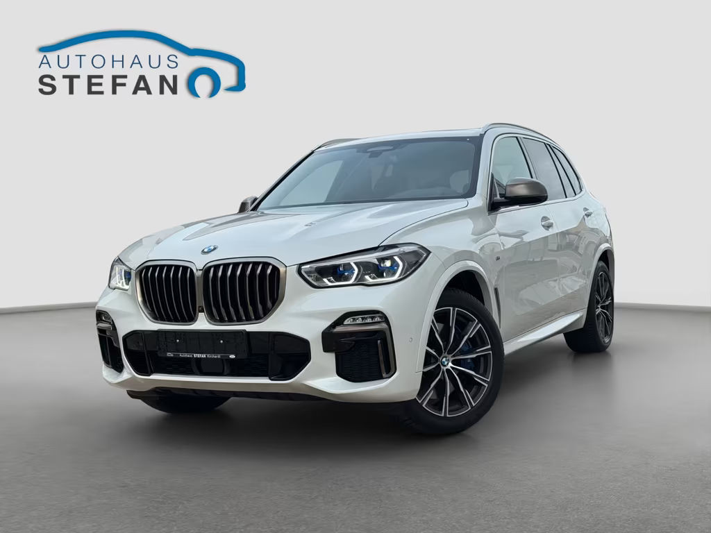 BMW X5 M50i