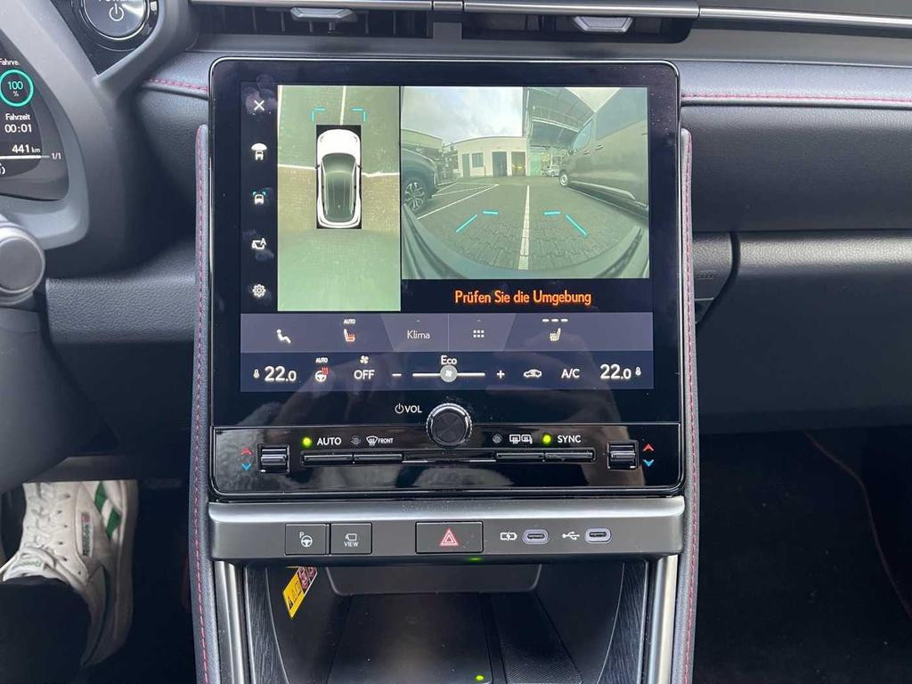 Lexus LBX