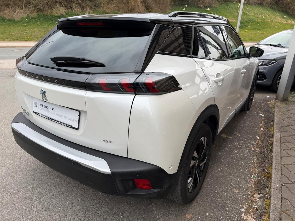 Peugeot e-2008