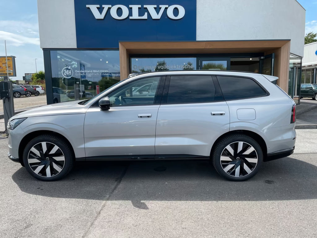 Volvo EX90