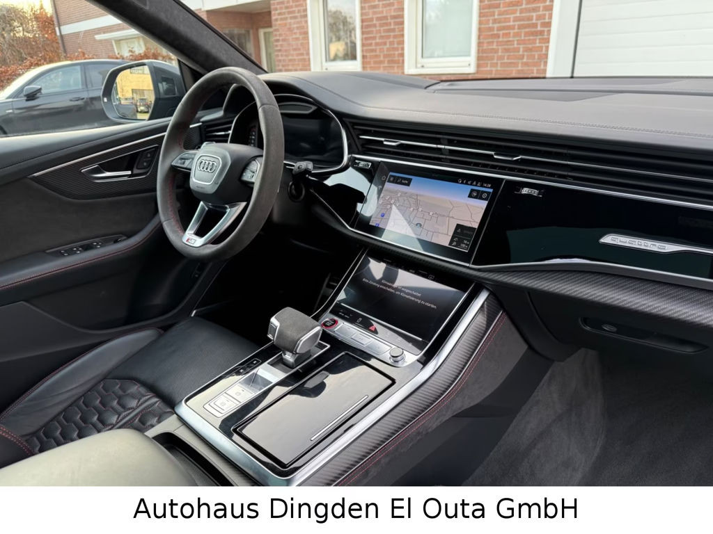 Audi RS Q8