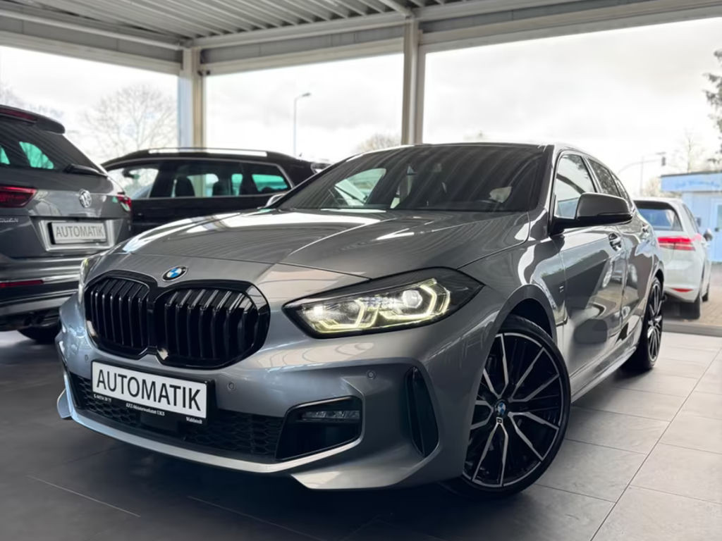 BMW 1 Serie 120 M-Sport Sedan 120i