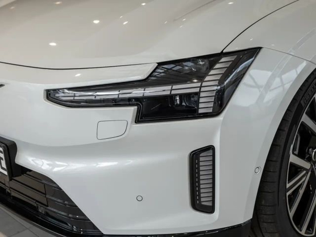 Volvo ES90