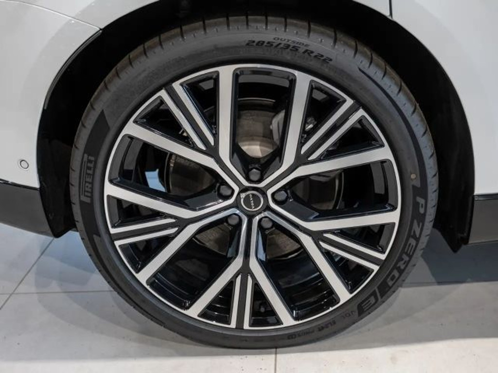 Volvo ES90