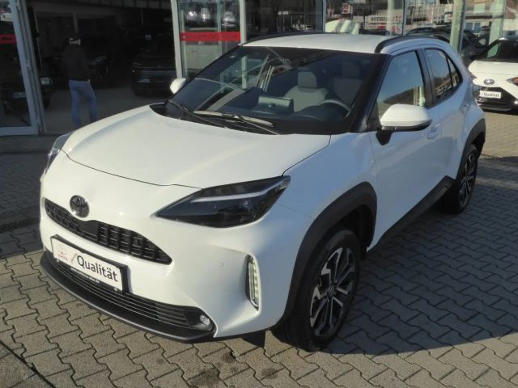 Toyota Yaris Cross 1.5H Teamplayer+Winter+Safety-Paket