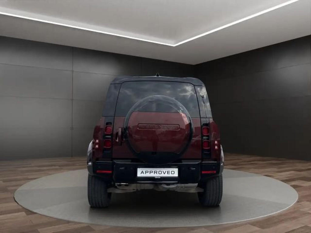 Land Rover Defender D300 110
