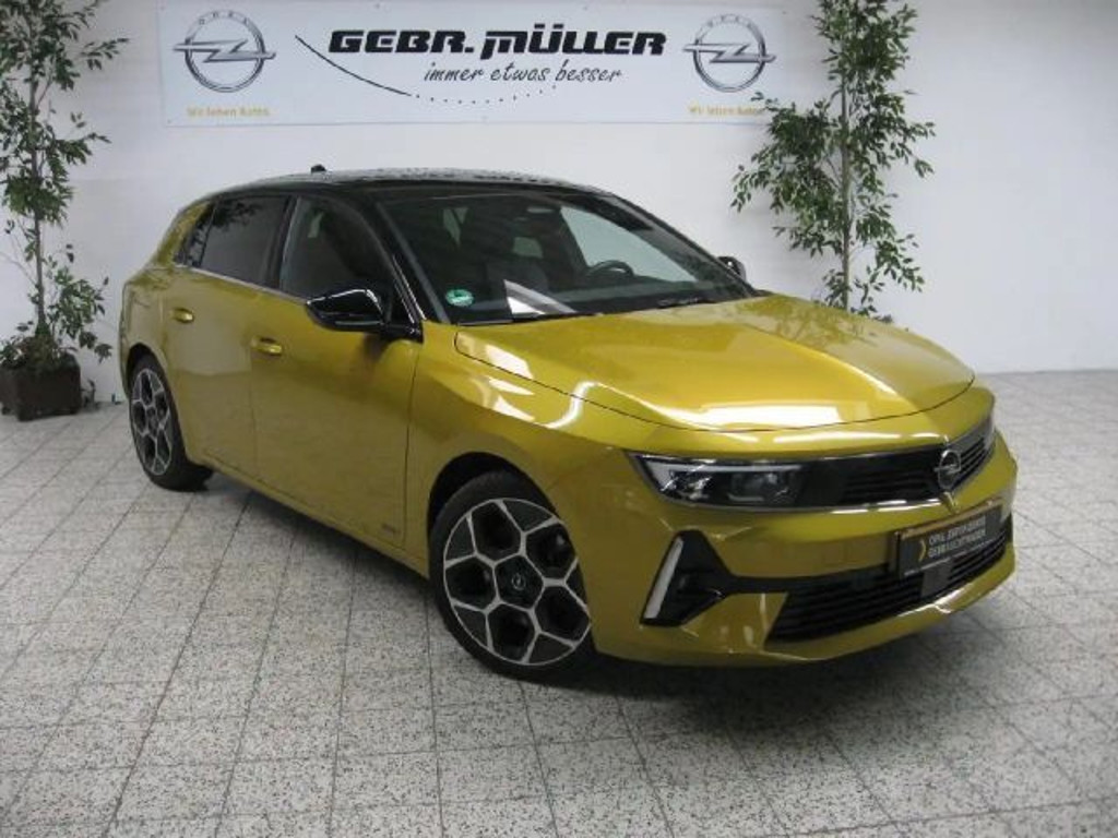Opel Astra Innovation Ultimate Hybrid