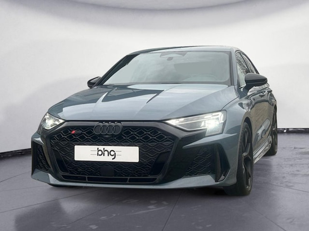 Audi RS3 Sedan Quattro S-Tronic