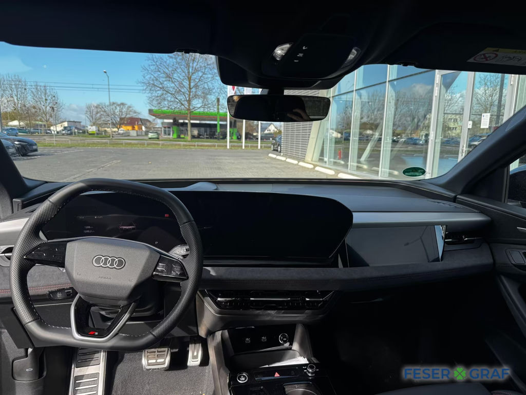 Audi Q6 e-tron