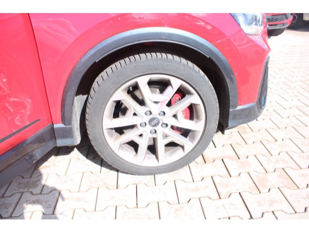 Audi SQ2