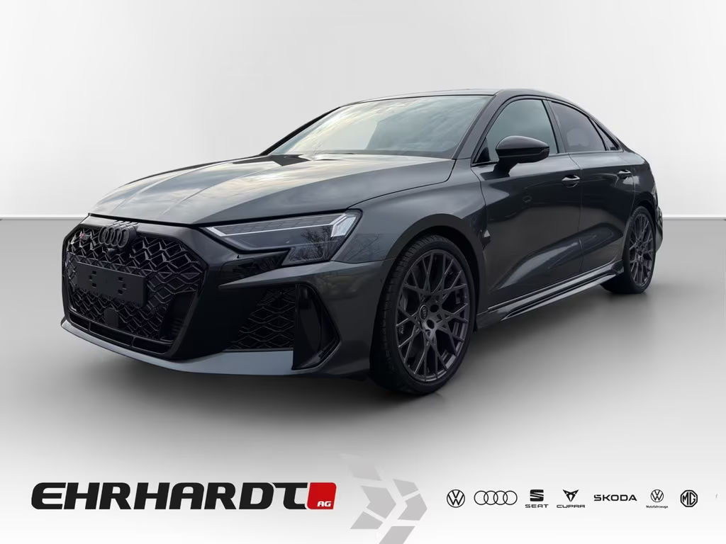 Audi RS3 Sedan S-Tronic