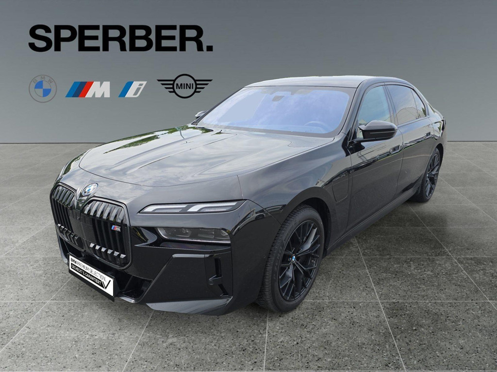 BMW M760 xDrive Sedan M760e