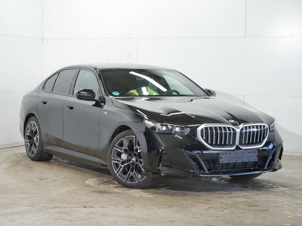 BMW 5 Serie 550 xDrive Sedan