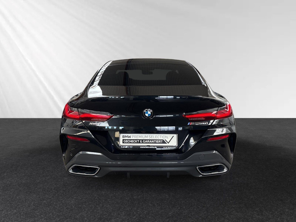 BMW M850