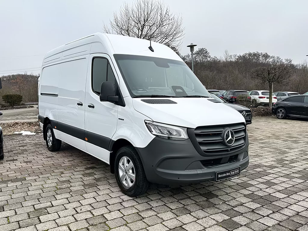 Mercedes-Benz eSprinter 320 K SELECT 81kwh 81kwh+LED+Navi+Dist