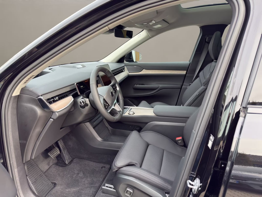 Volvo EX90