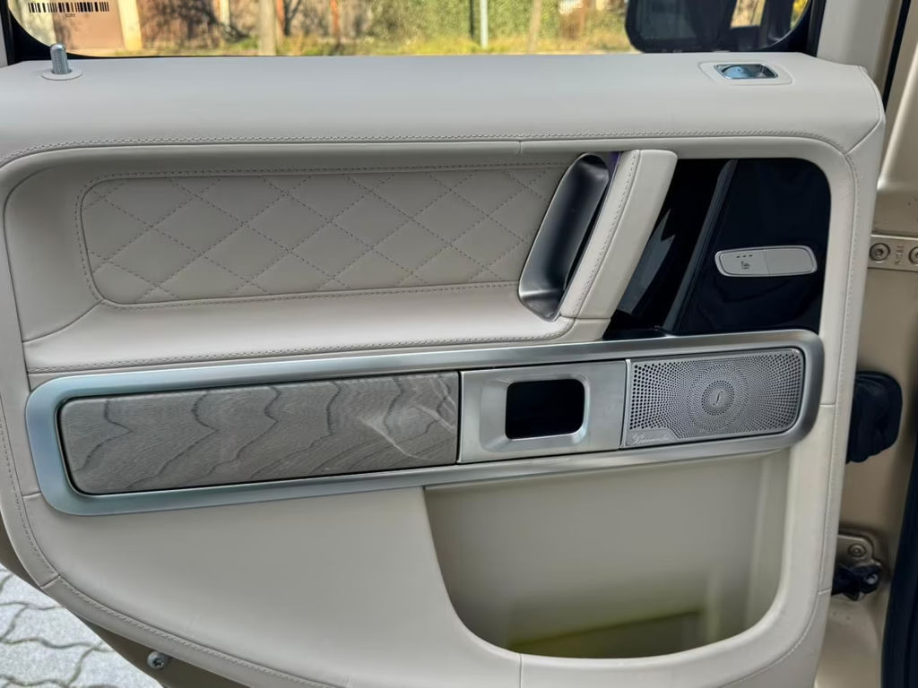 Mercedes-Benz G-Klasse