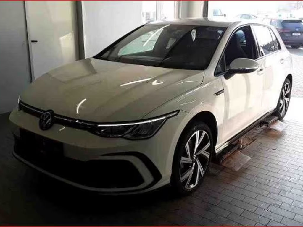 Volkswagen Golf DSG R-Line 1.5 TSI Golf VIII