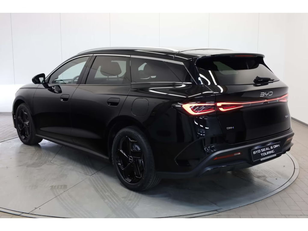BYD Seal 6