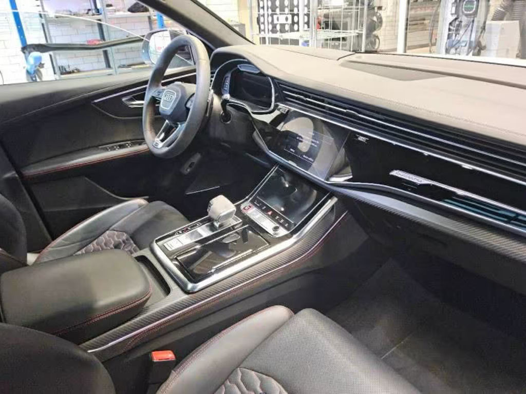 Audi RS Q8