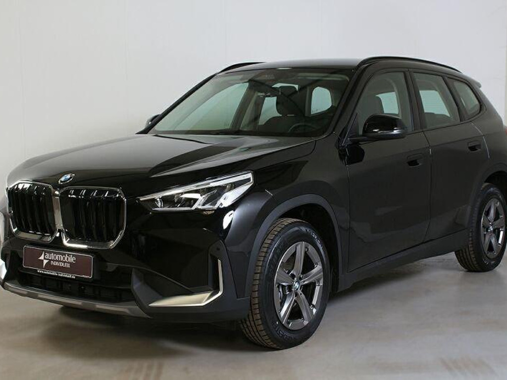 BMW X1 sDr. 18dA AHK Widesceen Parkassistent DKG DAB