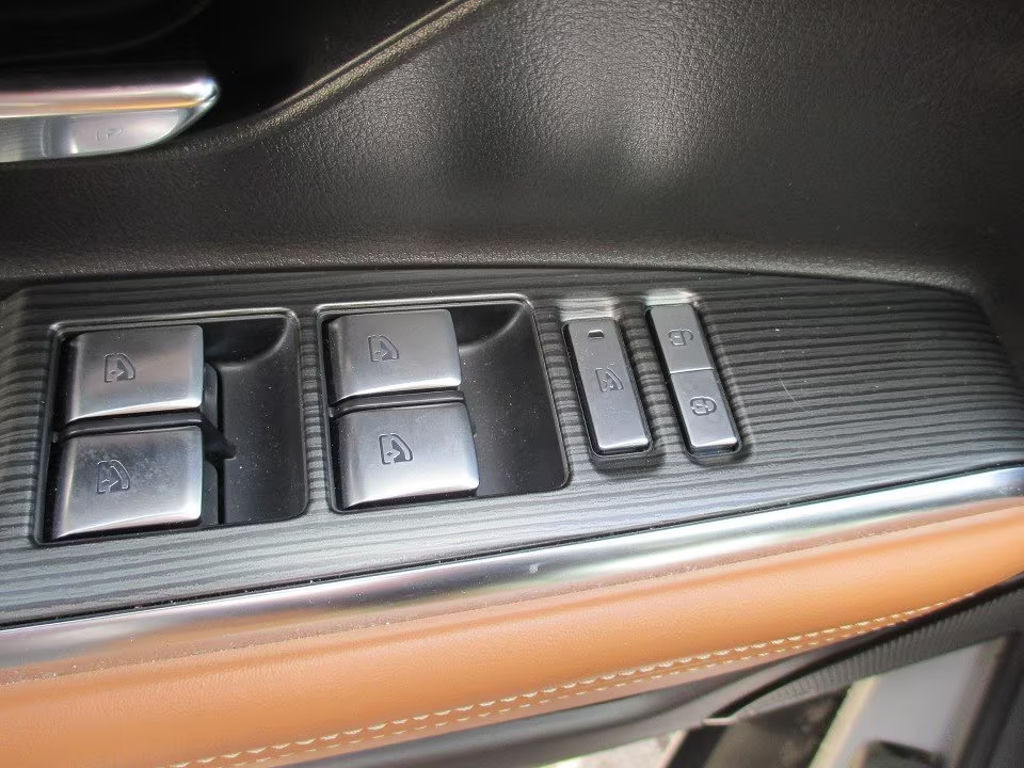 Mazda 6e