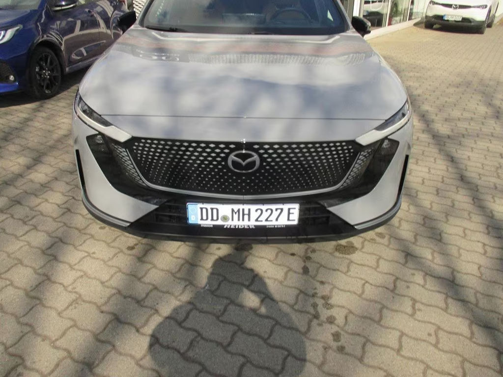 Mazda 6e