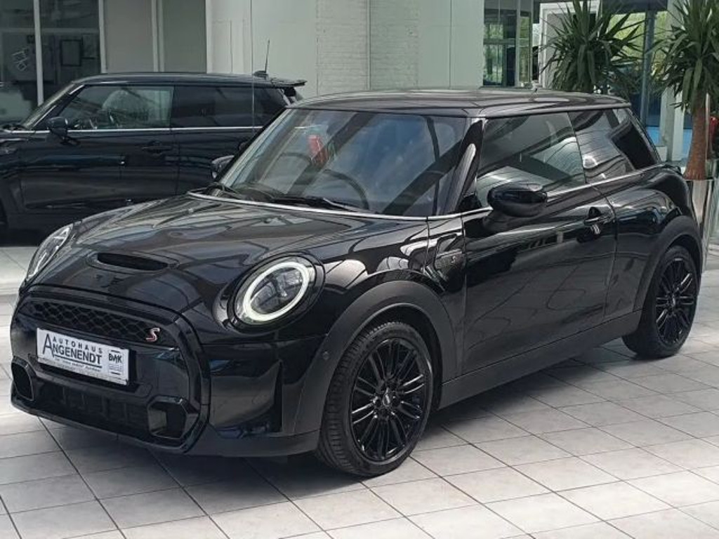 Mini Cooper S Mini COOPER S Automatik *Blackline*
