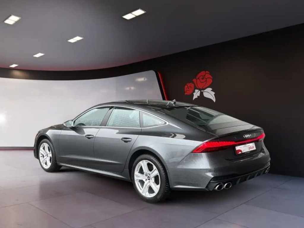 Audi S7