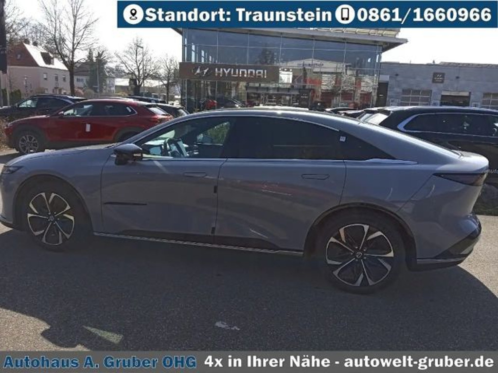 Mazda 6e