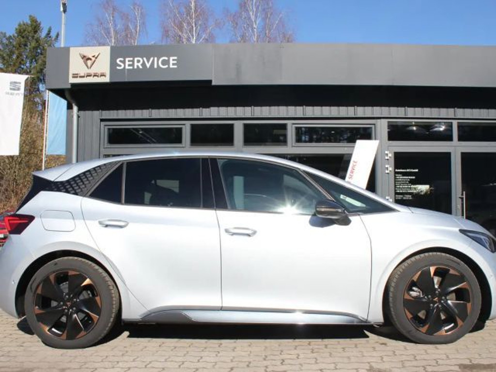 Cupra Born