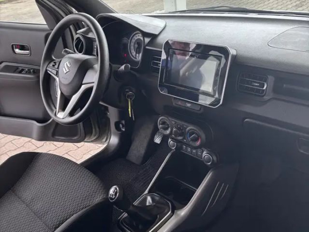 Suzuki Ignis